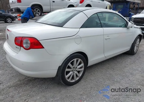 2007 Volkswagen Eos 2.0T Luxury z USA, uszkodzony, nr VIN WVWFA71F77V045405